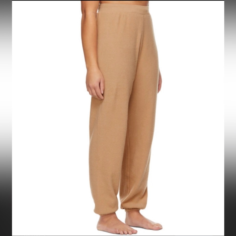 SKIMS Cozy High-Waist Knit Lounge Pants in Camel